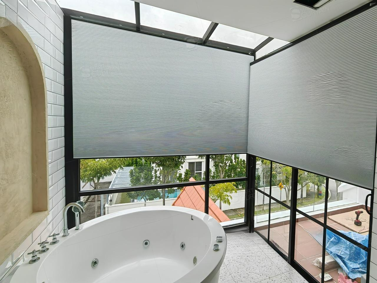 Rèm tổ ong nhà vệ sinh